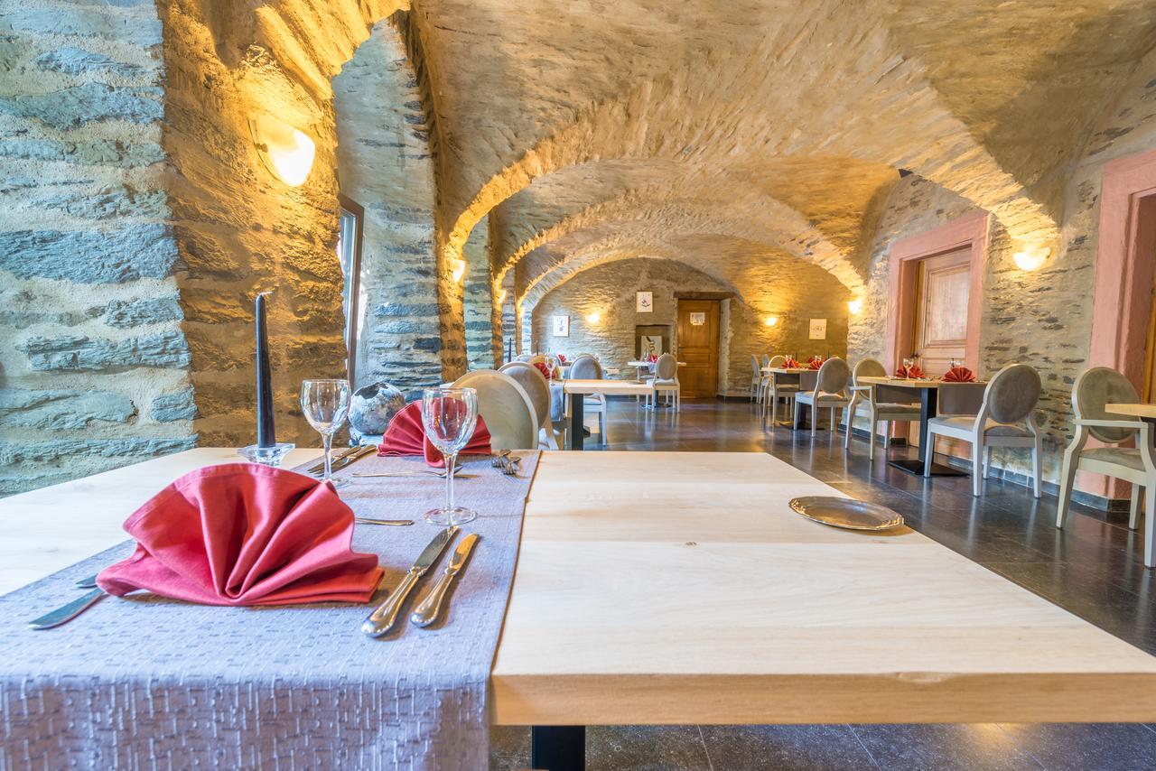 Отель Aux Tanneries De Wiltz Экстерьер фото